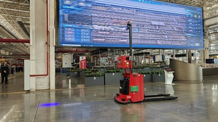 構(gòu)建人工智能創(chuàng)新生態(tài)，以軟件服務(wù)引領(lǐng)未來(lái)科技變革